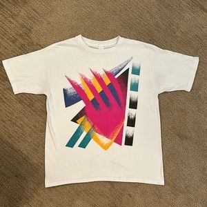 Vintage 90’s White Graphic T-Shirt